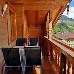 Casa de hóspedes Haus Kristall 4*