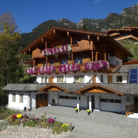 Haus Kristall ألباخ