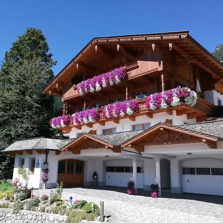 Haus Kristall 4* ألباخ