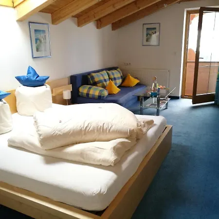 Haus Kristall Casa de hóspedes