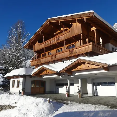 Haus Kristall Casa de hóspedes