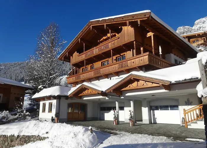 Haus Kristall بيت ضيافة